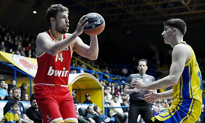 Περιστέρι-Ολυμπιακός (4η περίοδος)