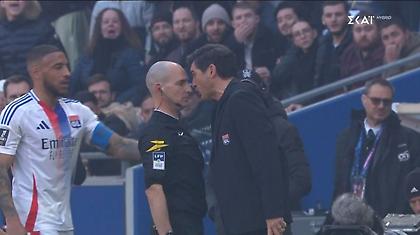 Ο Φονσέκα αποβλήθηκε και κόλλησε το πρόσωπό του πάνω στον διαιτητή