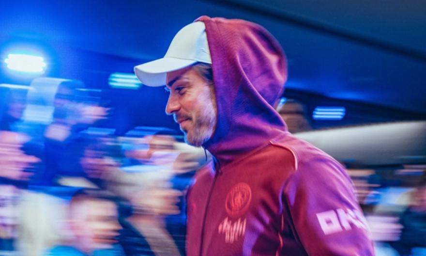 Γκρίλις: Μεθυσμένος βγήκε παραπατώντας από παμπ