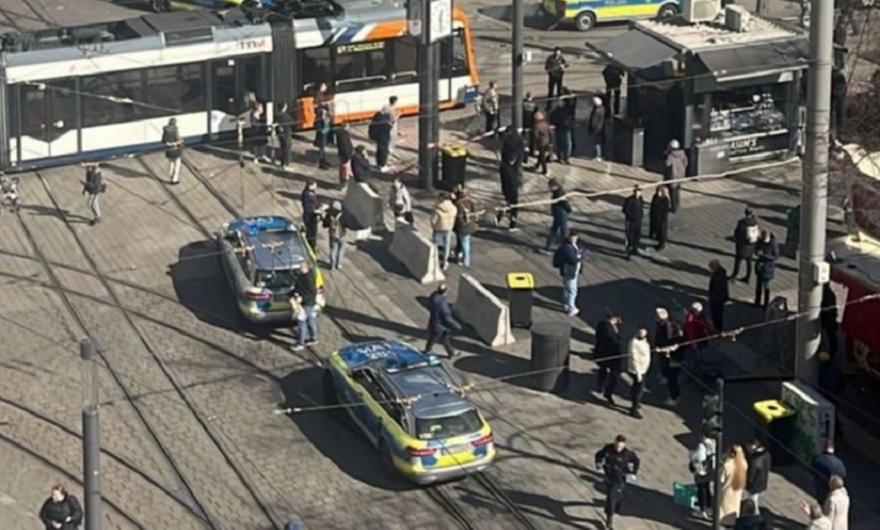 Γερμανία: Αυτοκίνητο έπεσε πάνω σε πλήθος - Τουλάχιστον ένας νεκρός και αρκετοί τραυματίες