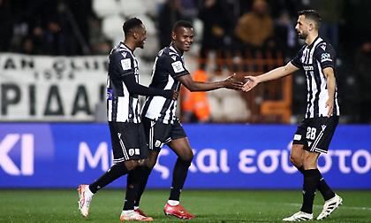 To χειροκρότημα στο 57' και η αποθέωση σε Σαματά-Παβλένκα: Η παρακάμερα του ΠΑΟΚ-Asteras AKTOR