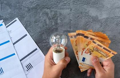 «Παγίδα» υπερχρεώσεων ως και 89% στα μπλε τιμολόγια ρεύματος