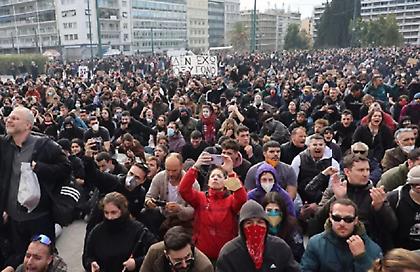 Νέα συλλαλητήρια για τα Τέμπη αύριο το απόγευμα σε όλη τη χώρα