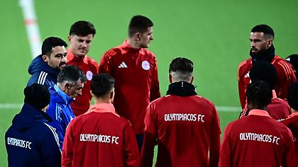 Ολυμπιακός: Μάχη ειδικών συνθηκών και διαφορετικών ποδοσφαιρικών κόσμων