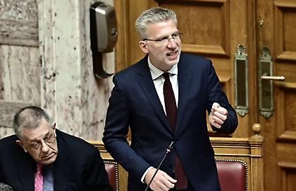 Άγρια κόντρα Σκέρτσου με Φάμελλο και Τσακαλώτο στη Βουλή: «Συγκάλυψη είναι ό,τι κάνατε στο Μάτι» - «Άντε φύγε από εδώ»