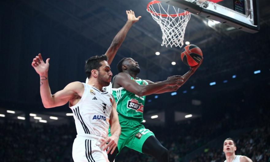 Η τιτανομαχία στο ΟΑΚΑ: Παναθηναϊκός-Ρεάλ Μαδρίτης (4η περίοδος)