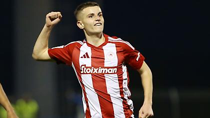 Απλά, δεν χάνει με Μουζακίτη ο Ολυμπιακός (vids)