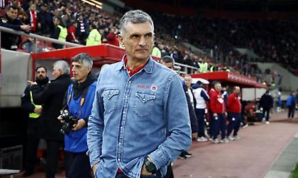 Τσανάκας: «Νίκη με τον ΟΦΗ για να έρθει ένα βήμα πιο κοντά στον τίτλο ο Ολυμπιακός»