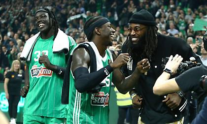 Η αποθέωση σε Λεσόρ και το «χόρτο μαγικό» στο φινάλε: Η παρακάμερα από τη νίκη του Παναθηναϊκού επί της Ρεάλ