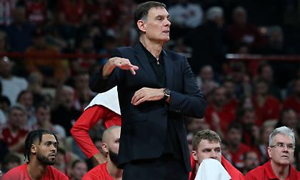 Μπαρτζώκας: «Η ατμόσφαιρα στο ΣΕΦ δείχνει πόσο τεράστιος σύλλογος είναι ο Ολυμπιακός»