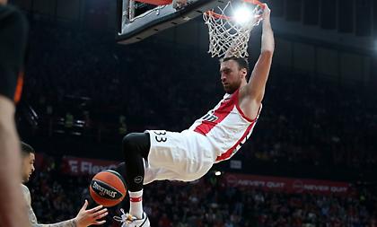 Μιλουτίνοφ: «Κάναμε καλή εμφάνιση σήμερα και πρέπει να συνεχίσουμε»