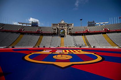 Αναβλήθηκε το Μπαρτσελόνα-Οσασούνα: Πέθανε μέλος του ιατρικού επιτελείου των «μπλαουγκράνα» λίγο πριν από τη σέντρα