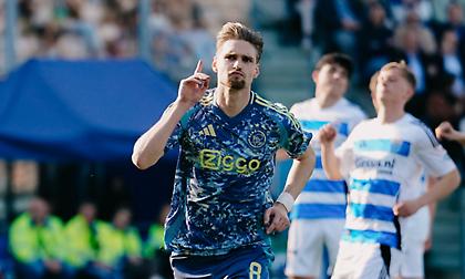 Αγχώθηκε, αλλά έφυγε νικητής από την έδρα της Τσβόλε ο Άγιαξ