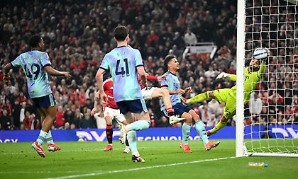 Φινάλε που... έκοψε την ανάσα στο «Ολντ Τράφορντ»: Απίστευτες χαμένες ευκαιρίες στις καθυστερήσεις!