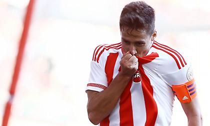 Συγκινητικός Φουστέρ: «Οικογένεια ο Ολυμπιακός, ο κόσμος του είναι ο χτύπος της καρδιάς του»