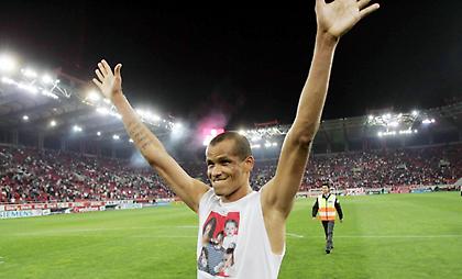 Ριβάλντο για τα 100 χρόνια του Ολυμπιακού: «Τιμή μου που φόρεσα αυτή τη φανέλα»!