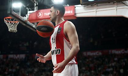 Παπανικολάου: «100 χρόνια και δεν είναι αρκετά… Ένας έφηβος με φωνή εκατομμυρίων σε όλο τον κόσμο»