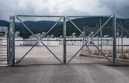 Άγρια συμπλοκή μεταξύ μεταναστών στη δομή της Μαλακάσας - Στο νοσοκομείο 9 άτομα