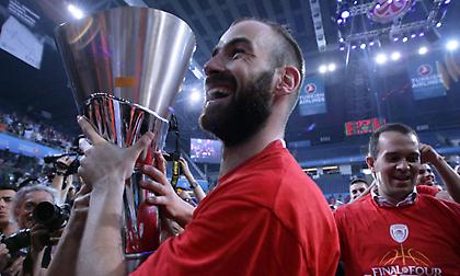 Σπανούλης: «Χρόνια πολλά Ολυμπιακέ-Θρύλε μου»