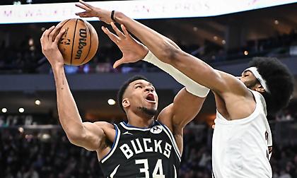 Πάλεψε ο Αντετοκούνμπο, αλλά ανώτεροι οι ασταμάτητοι Καβαλίερς