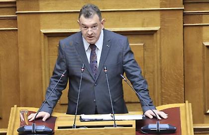 Κακλαμάνης: Μομφή και περικοπή μισθού του βουλευτή της «Νίκης», Νίκου Παπαδόπουλου