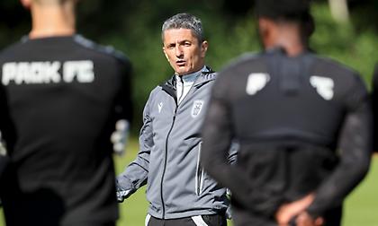 «Αδειάστε το μυαλό σας και επιστρέψτε πιο δυνατοί» - Ομιλία Λουτσέσκου στους παίκτες