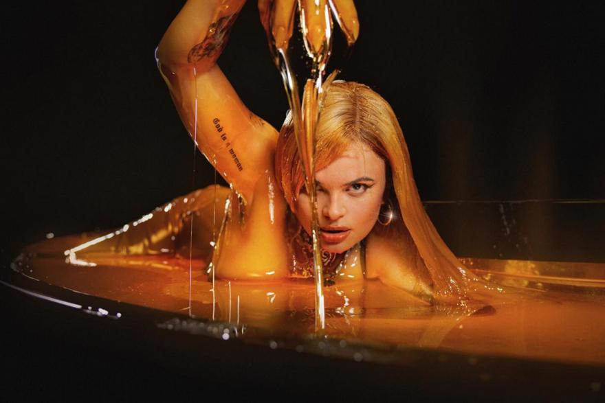 Eurovision 2025: Η EBU ζητάει αλλαγές από τη Φινλανδή Erika Vikman γιατί είναι...πολύ σέξι