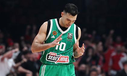 Το χαμένο τρίποντο νίκης του Σλούκα σε νεκρό χρόνο στο ντέρμπι «αιωνίων»!