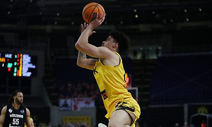 Με Γκόλντεν και χωρίς Ομπιέσε η ΑΕΚ