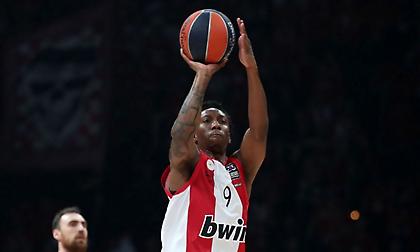 Λι: «Χαίρομαι που έζησα την φοβερή ενέργεια του ντέρμπι, χρειάζομαι χρόνο για να προσαρμοστώ»