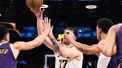 Με όργια Ντόνσιτς οι Λέικερς επέστρεψαν στις νίκες!