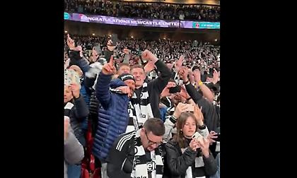 Ποια Νότιγχαμ; Πήγε «Γουέμπλεϊ» και πανηγύρισε το ιστορικό τρόπαιο της Νιούκαστλ ο Άντερσον!