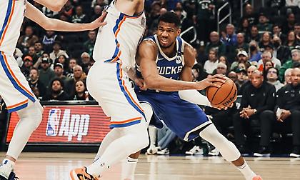 Το τριπλ-νταμπλ του Αντετοκούνμπο στην ήττα των Μπακς από τους Θάντερ