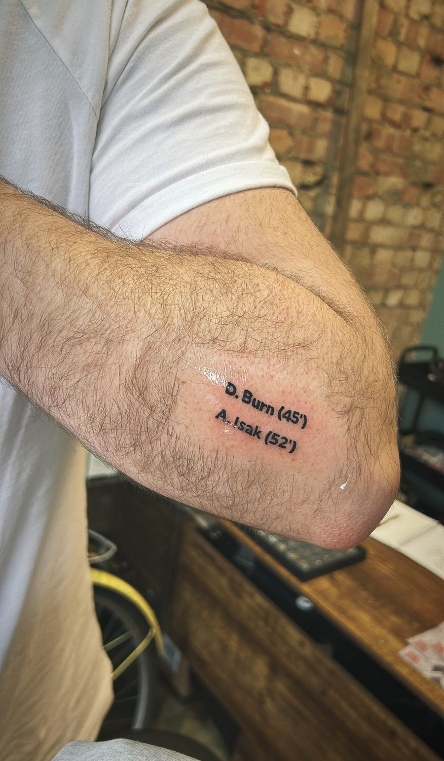 Νιούκαστλ: «Τρελαμένος» οπαδός της τα ονόματα των σκόρερ του τελικού με τη Λίβερπουλ!