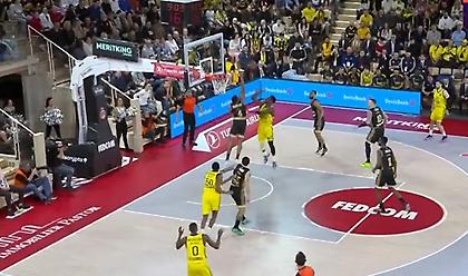 Τρομερή τάπα… βόλεϊ του Μπλόσομγκεϊμ στον Χέιζ-Ντέιβις!