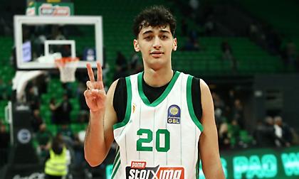 Η βραδιά του Σαμοντούροφ με ρεκόρ καριέρας και αποθέωση - «Κίνητρο να δουλέψω ακόμη παραπάνω»