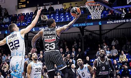 «Αυτοκτόνησε», έδωσε… ανάσα στον Κολοσσό και έμεινε έκτος ο ΠΑΟΚ!