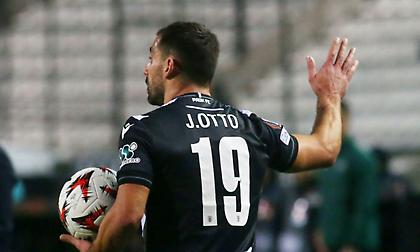 ΠΑΟΚ: Ανέβασε ρυθμούς ο Ότο - Πάτησε χορτάρι ο Λόβρεν