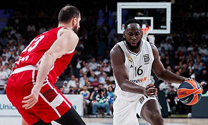 Αγριεμένη Ρεάλ «καθάρισε» και την Αρμάνι και βλέπει εξάδα!