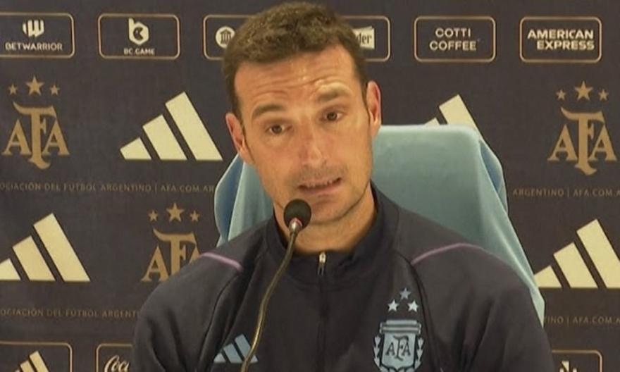 Σκαλόνι για Ραφίνια: «Τον συγχωρώ, δεν ήθελε να προσβάλλει κανέναν…» Σκαλόνι για Ραφίνια: «Τον συγχωρώ, δεν ήθελε να προσβάλλει κανέναν…»