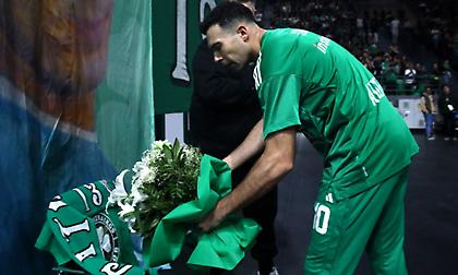 Λουλούδια από Σλούκα και Αλβέρτη για τον Φιλόπουλο (pics/video)