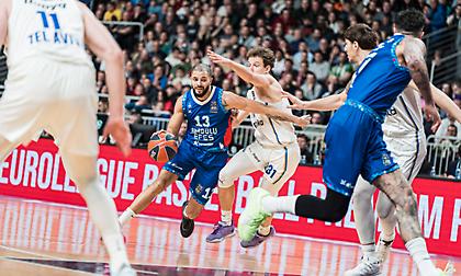 Γλύτωσε από της... Μακάμπι τα δόντια και σφιχταγκάλιασε τη δεκάδα η Εφές!