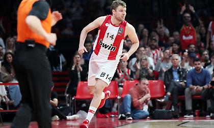 Βεζένκοφ: «Είναι επιθετικό το θέμα που έχουμε - Πρέπει να είμαστε έτοιμοι στα playoffs»