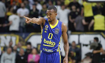 Χάνει τον τραυματία ΜακΚόλουμ για δύο εβδομάδες η Φενέρμπαχτσε