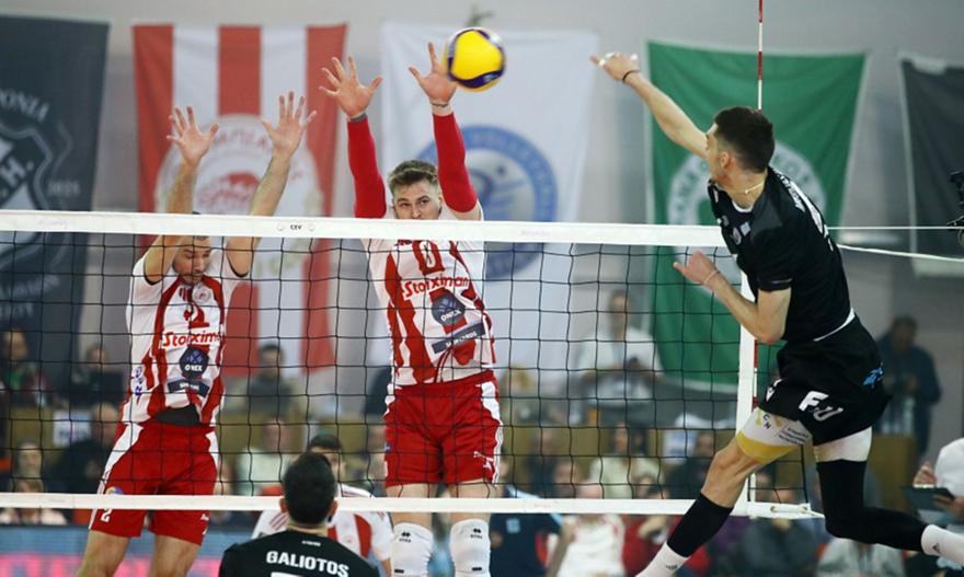 O μεγάλος τελικός του Κυπέλλου βόλεϊ: Ολυμπιακός-ΠΑΟΚ 2-1 σετ