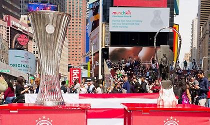 Στην Times Square τα ευρωπαϊκά τρόπαια του Ολυμπιακού!