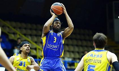 Διέλυσε το Λαύριο και ελπίζει για πλέι οφ το Περιστέρι