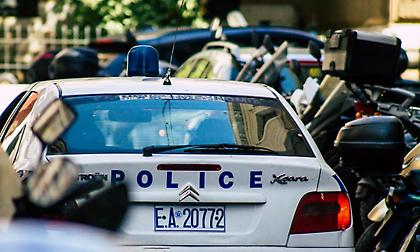 Αγ. Ανάργυροι: Δύο συλλήψεις για ασέλγεια σε βάρος νηπίου έξω από νηπιαγωγείο