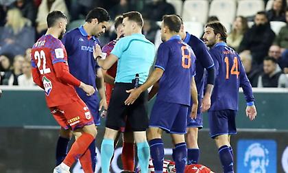 Athens Kallithea: «Ντροπή για τη Super League η διαιτησία Βεργέτη»