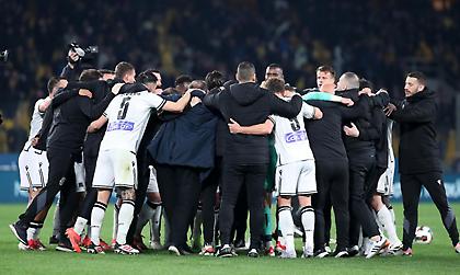 ΠΑΟΚ: Έξαλλοι πανηγυρισμοί μέσα στην OPAP Arena μετά το σφύριγμα της λήξης!